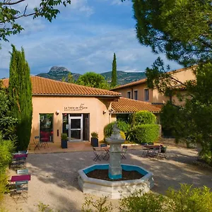 Logis Noemys Pont De L'etoile 3*, Aubagne Francia