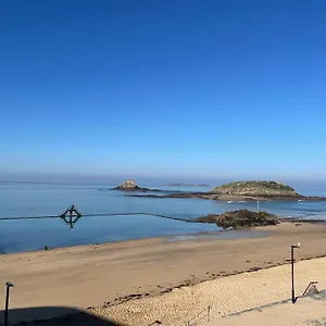 https://les-chiens-du-guet.inbrittany.com